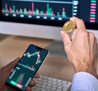 Cryptocurrency Crash and Recovery Strategies to Manage Mar